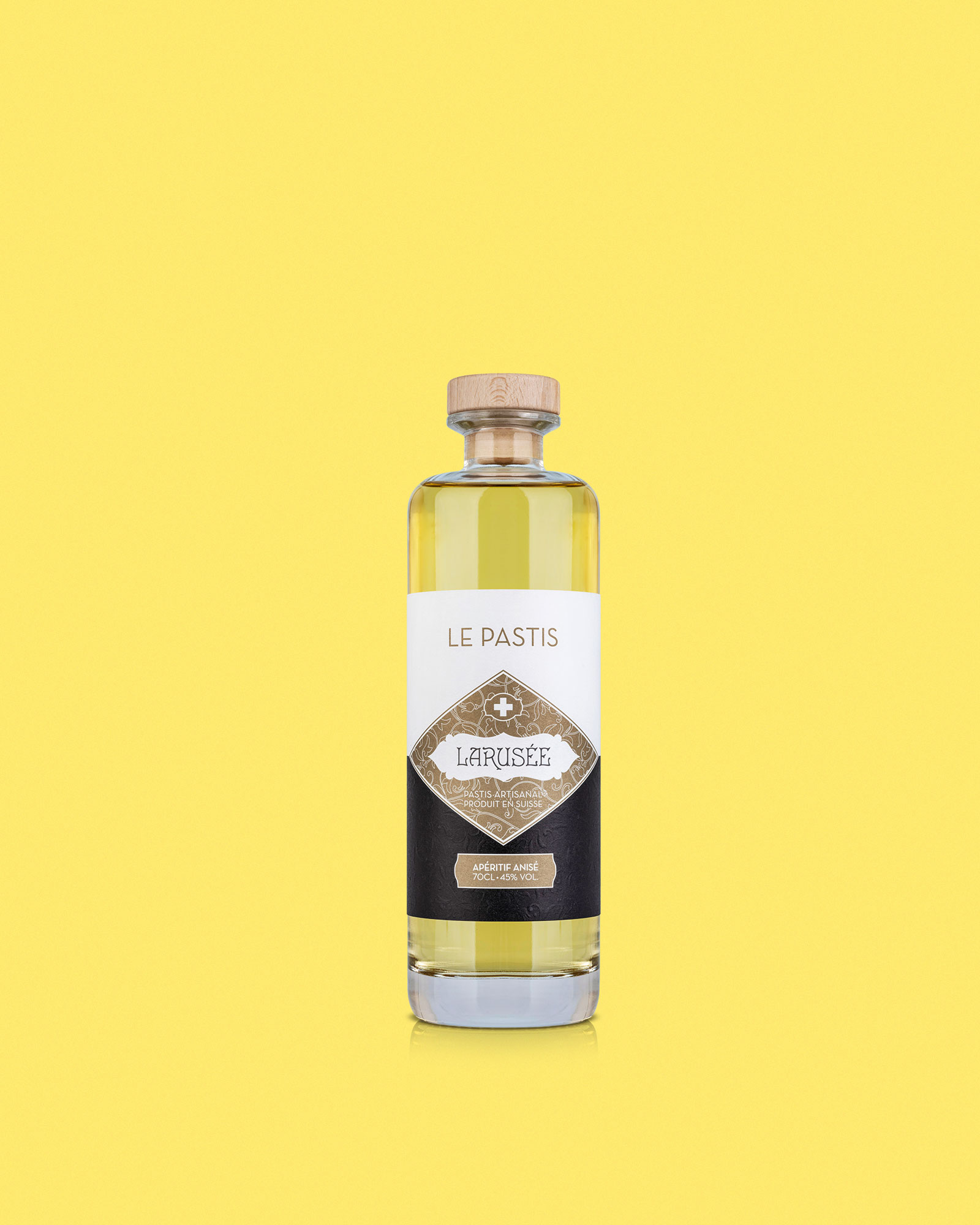Bouteille de pastis suisse Larusée